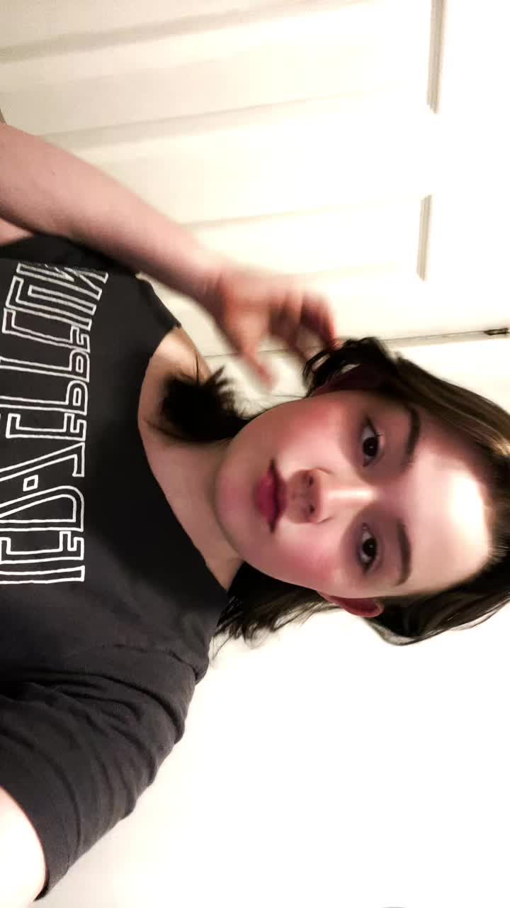 @Bri🦋🎶