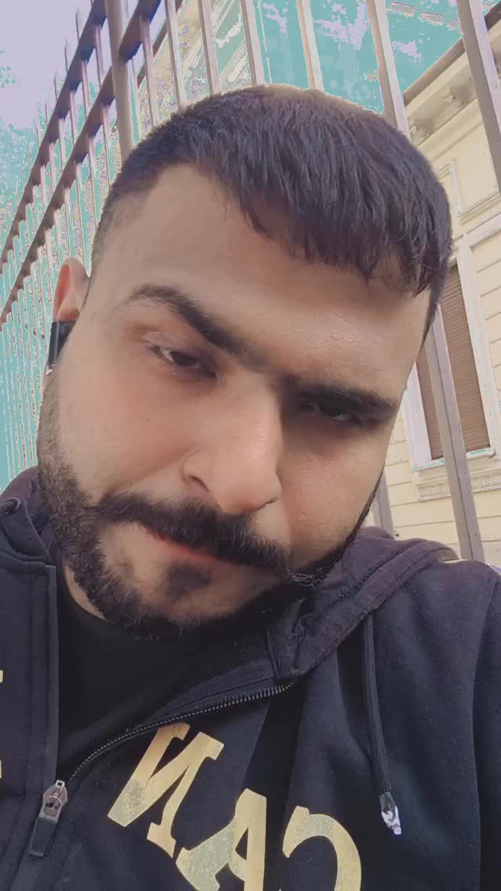 @Meeran Dar 🇮🇹