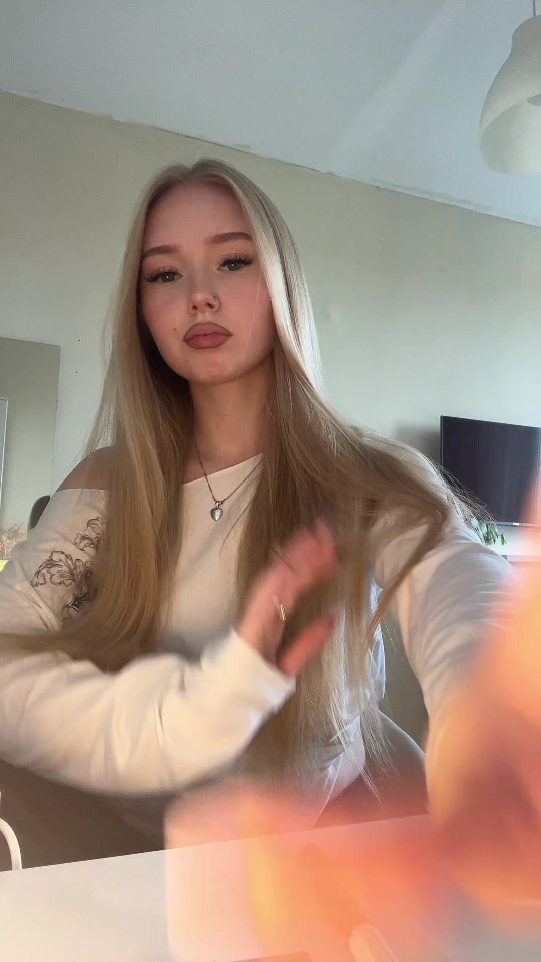 @ameliaᥫ᭡