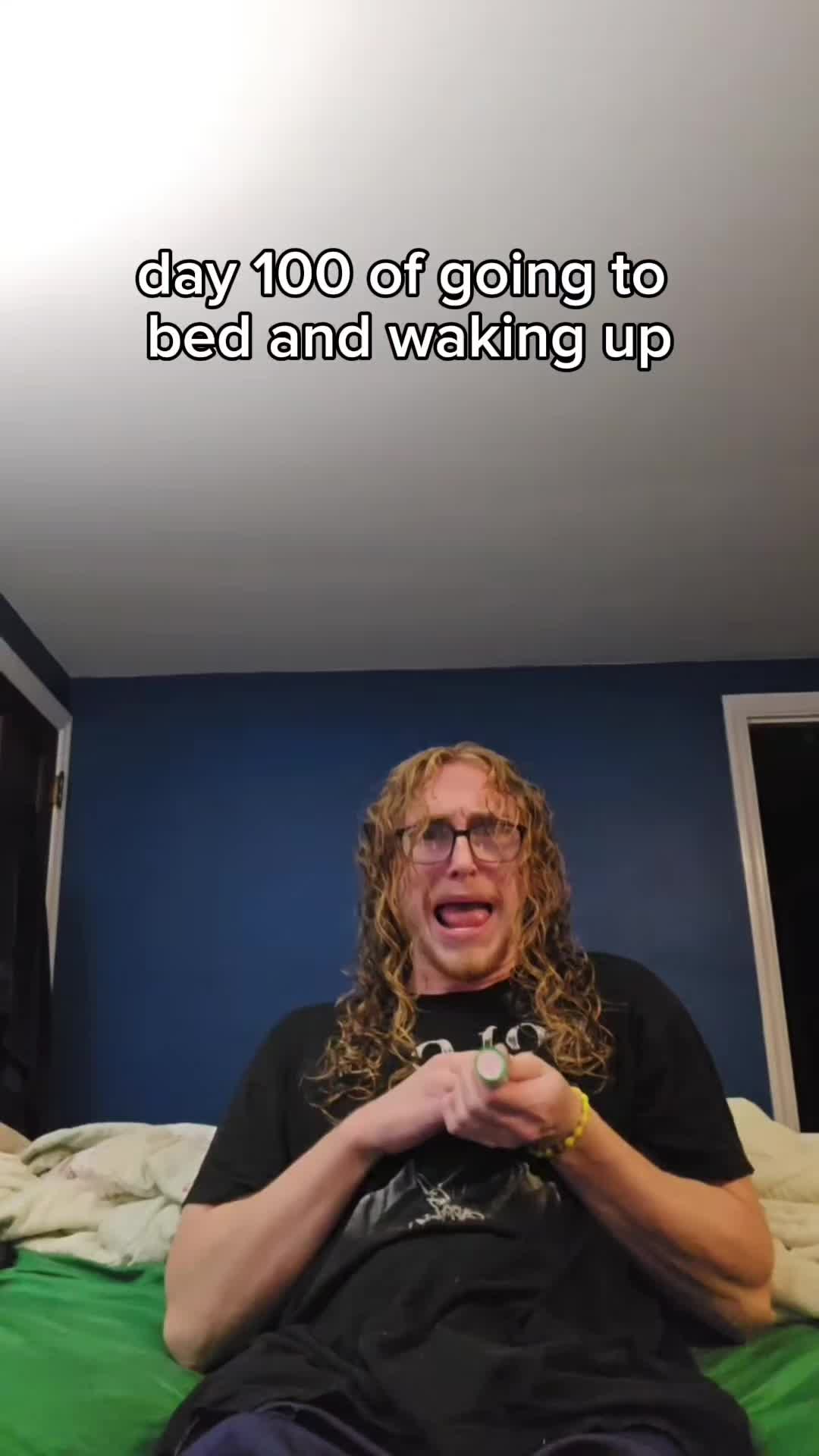 @GoldieGl0cks