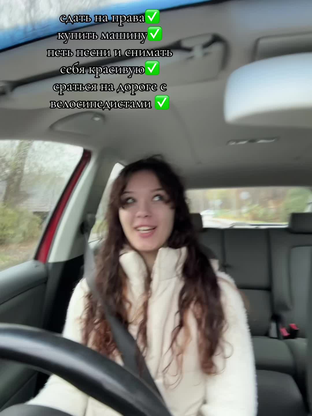 @🦚