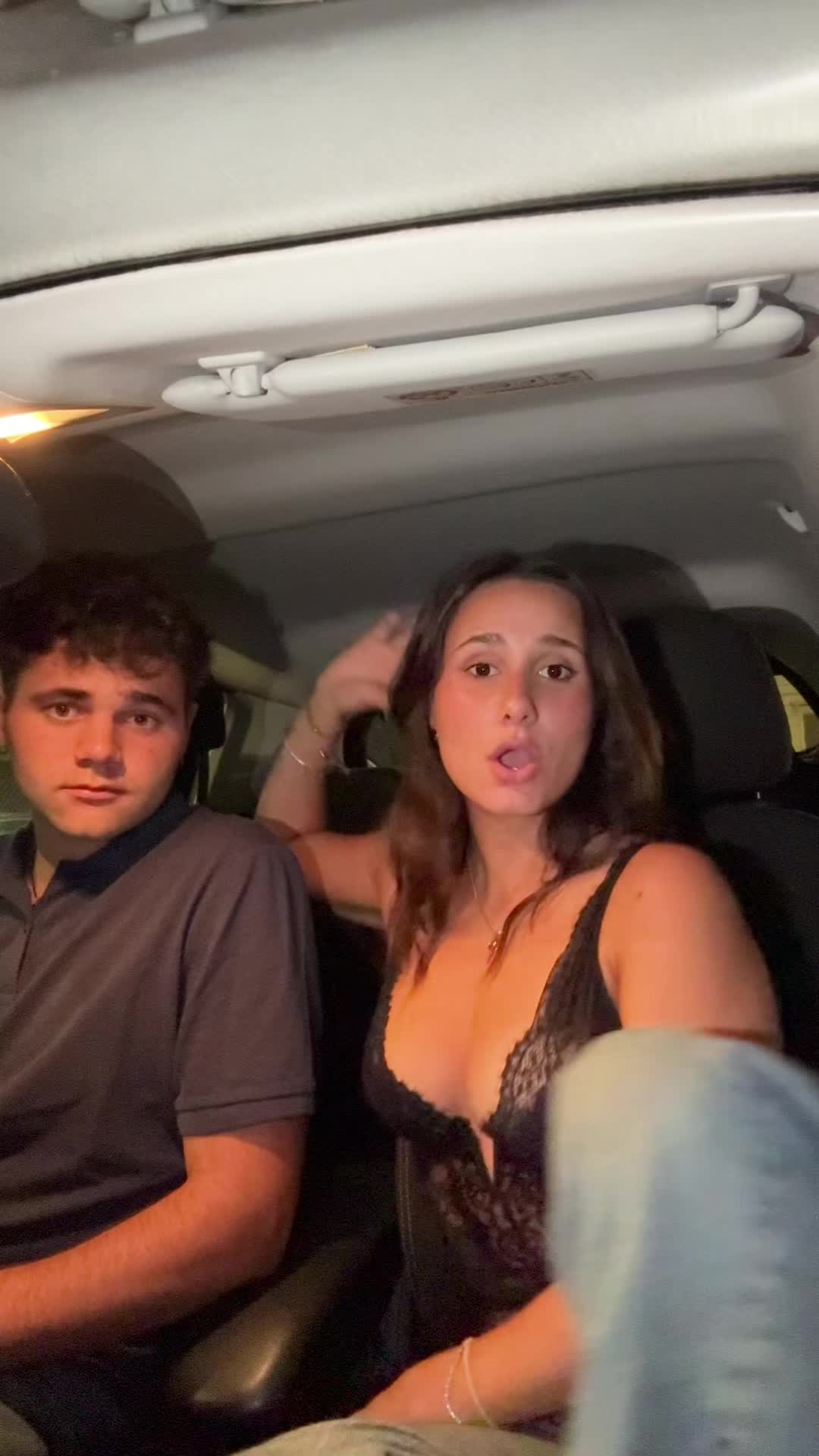@Elisa