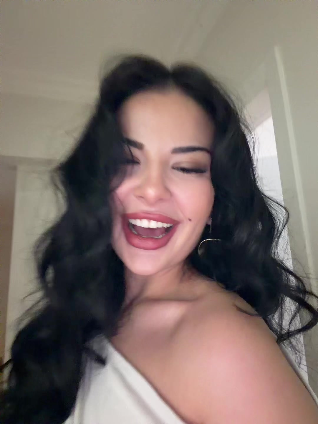 @yeliizdemiirr