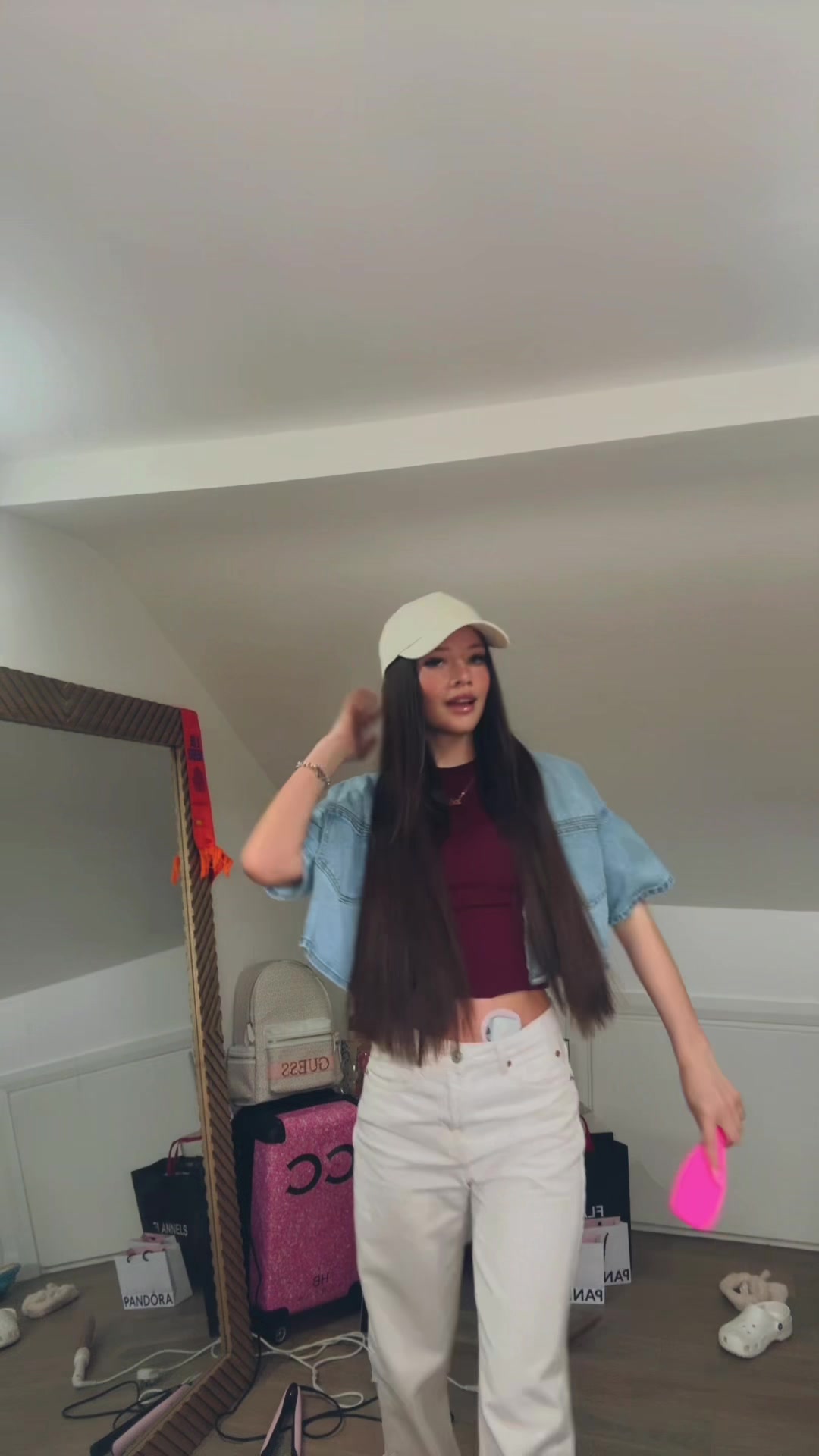 @Chloe.x