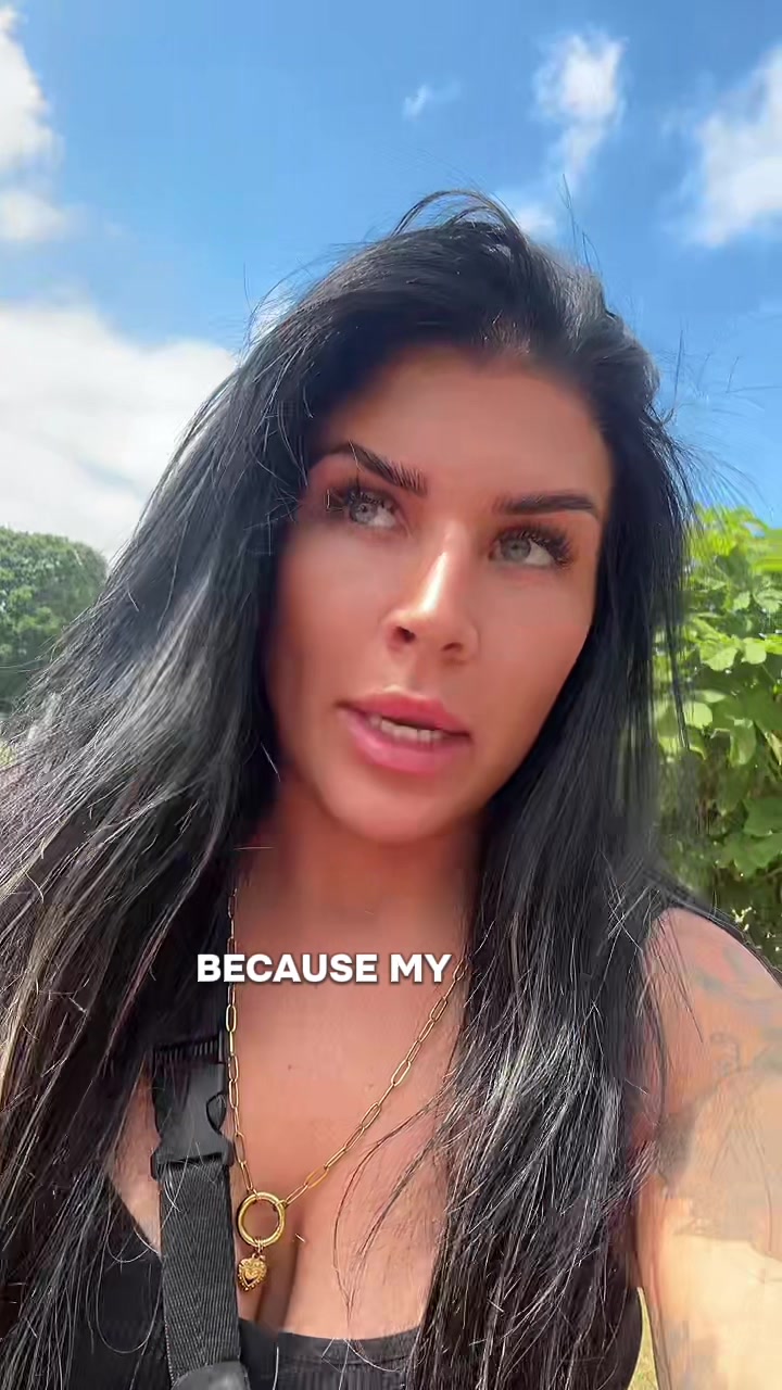 @Laura Left The Chat 🫶🏼✨