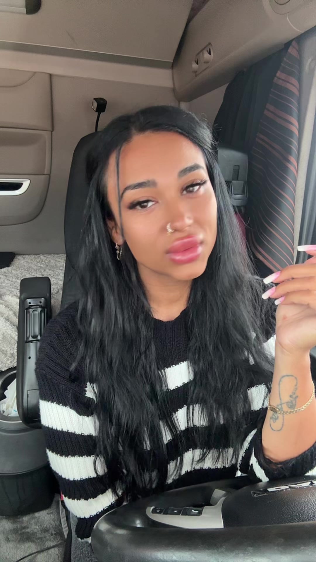@Ayla_Christine