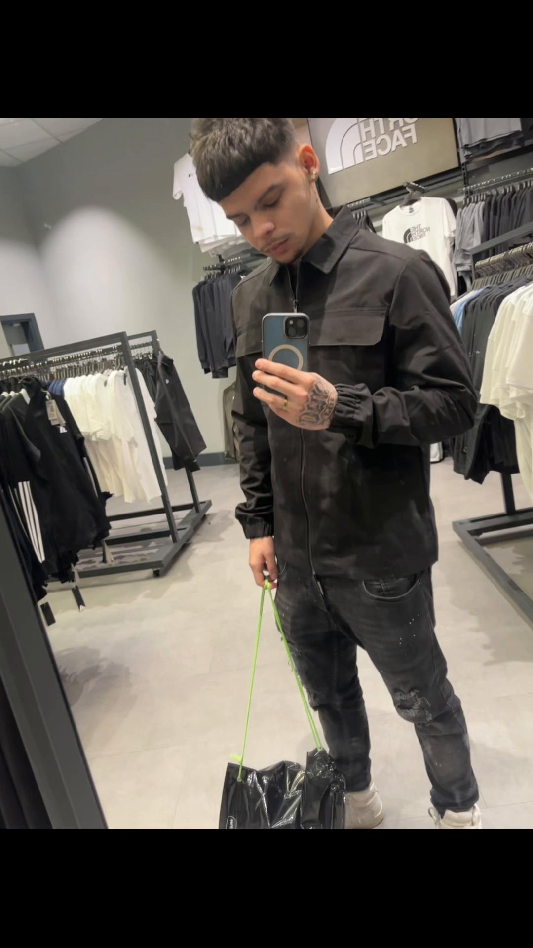 @Alex🦦