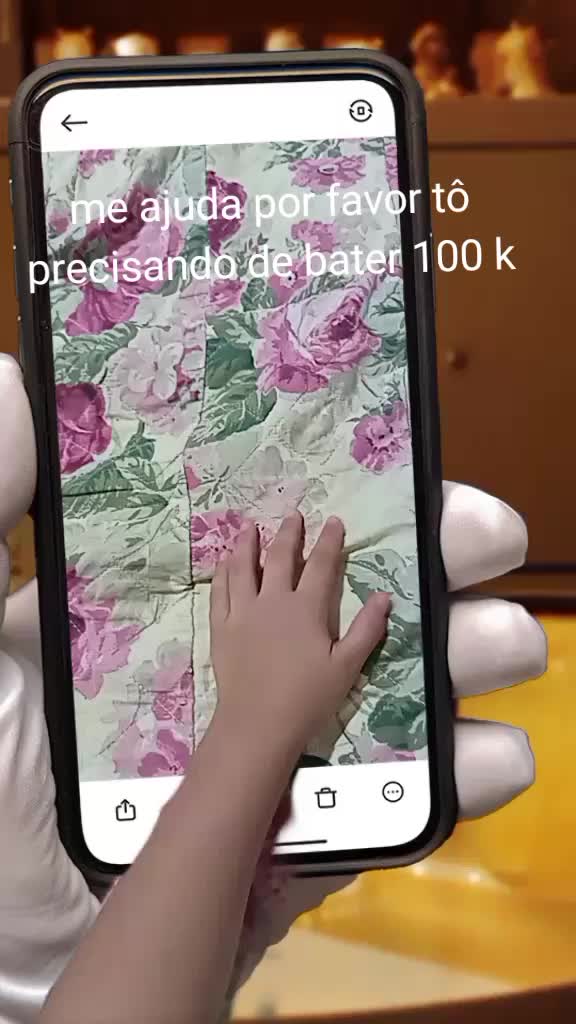 @Maria Julia94805