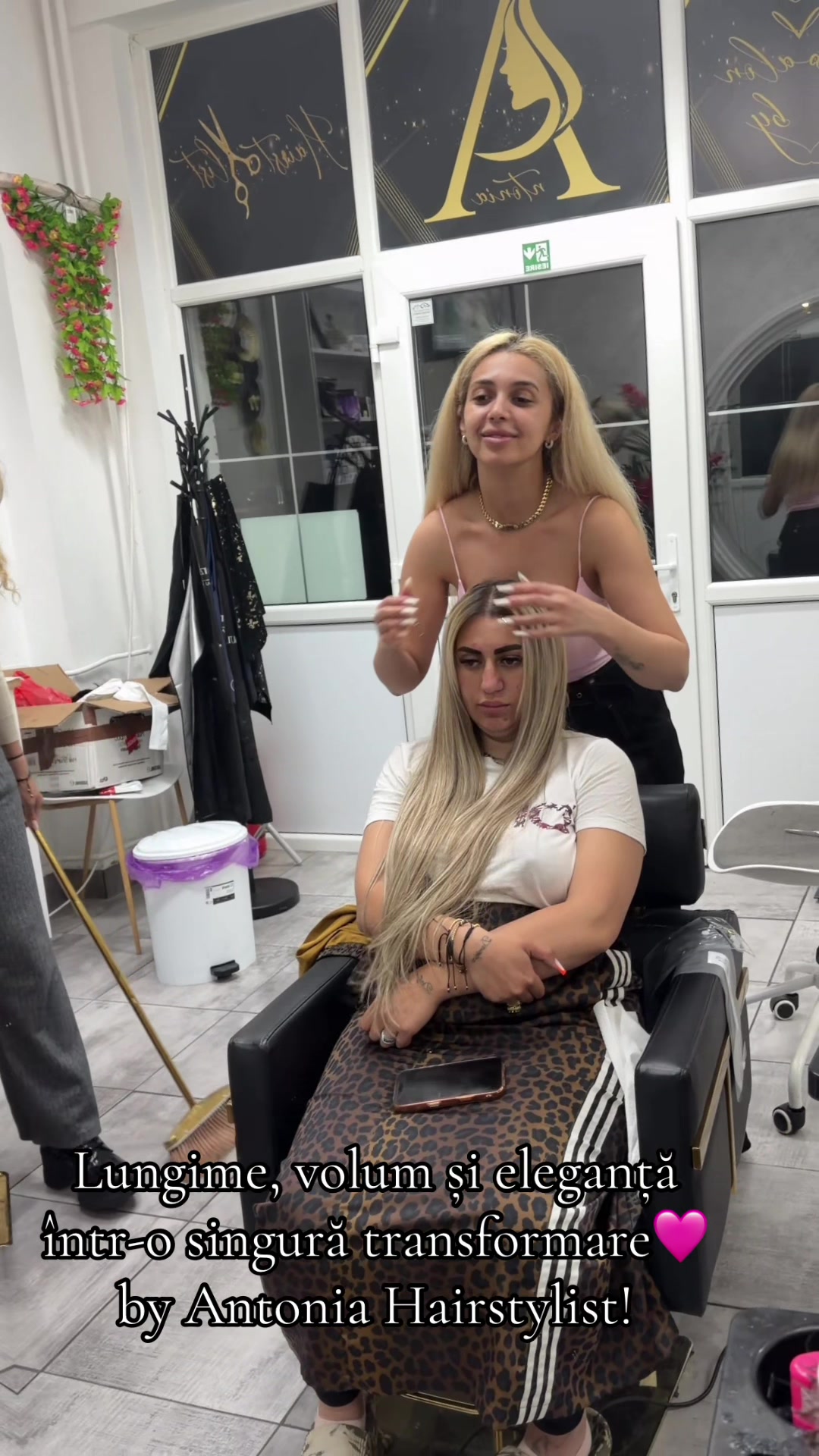 @Antonia - Hairstylist