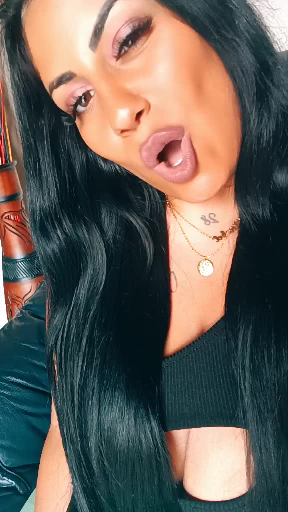 @Aɳ&alpha;Ⴆҽʅ👠💄