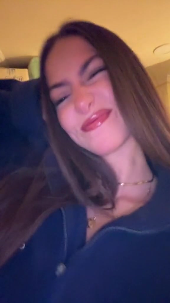 @Valentina