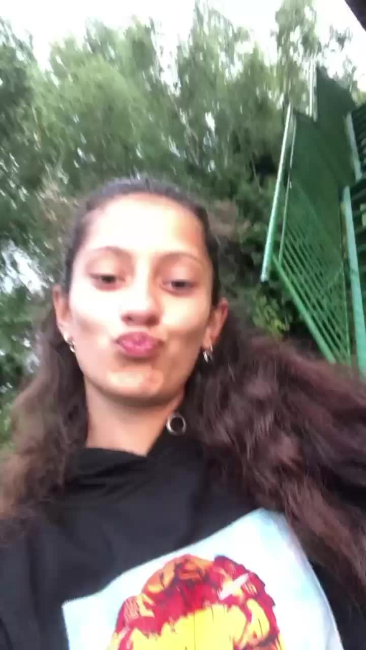 @Mūçhōvã🤳🏻 MĐ🤳🏻