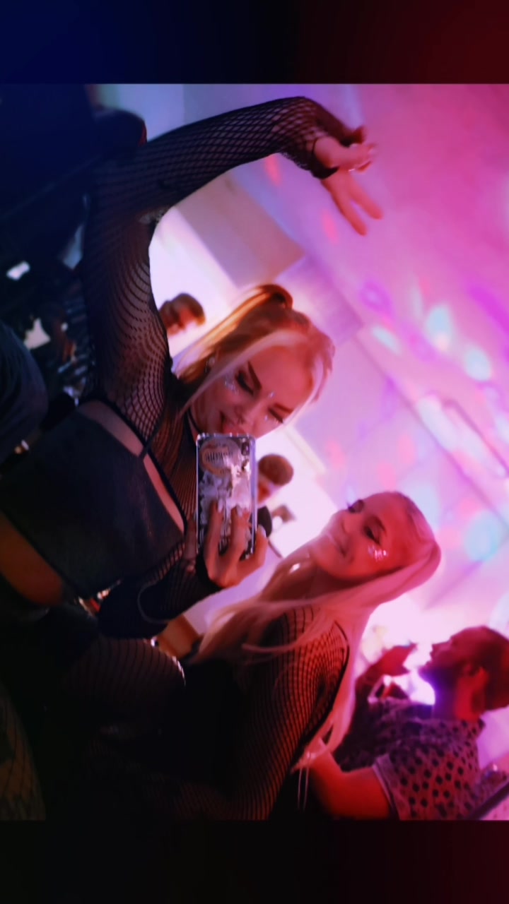 @𝕊𝕒𝕣𝕒 🦖✨️