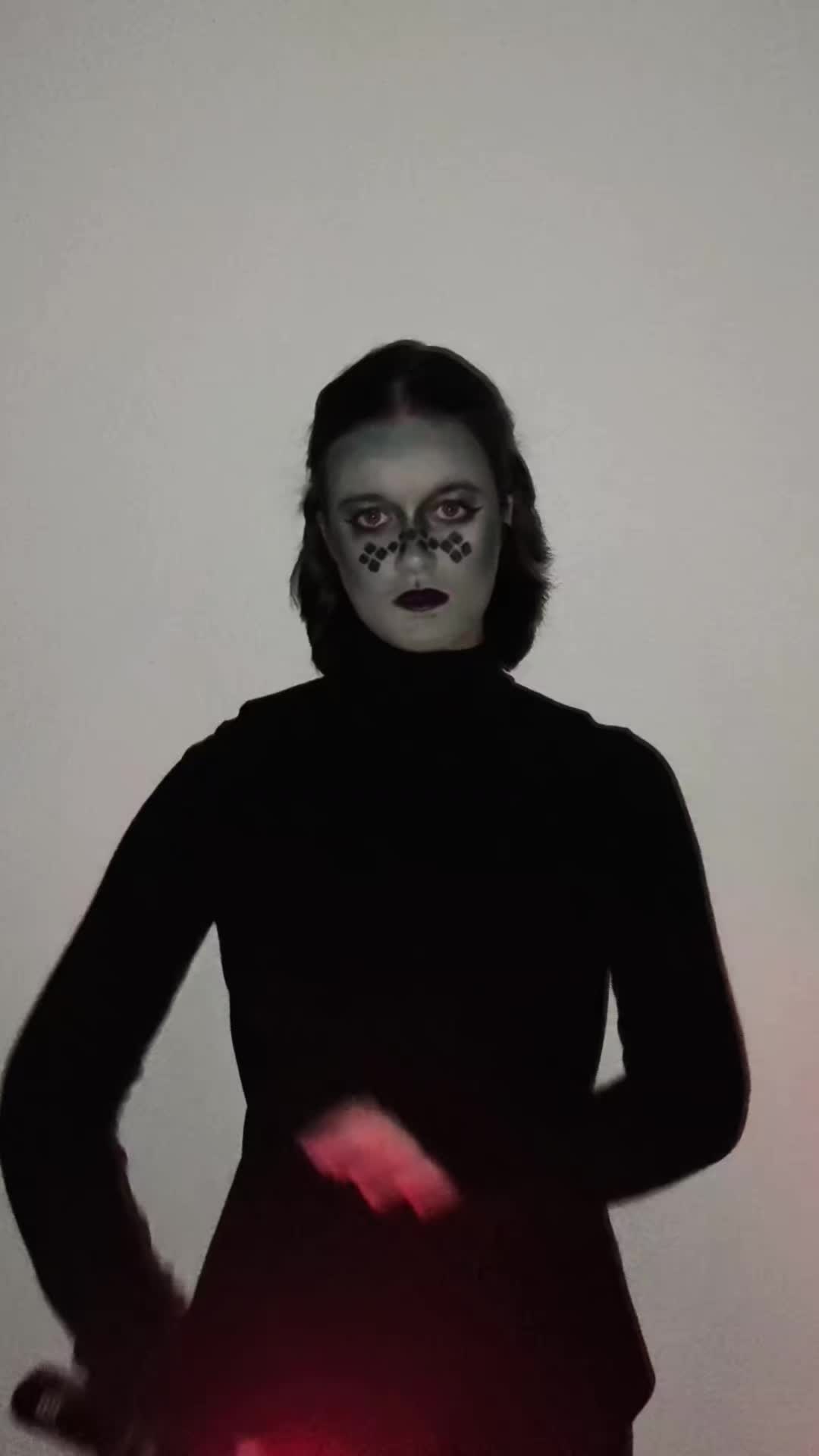 @𝐒𝐨𝐟𝐲 𝐇𝐮𝐱