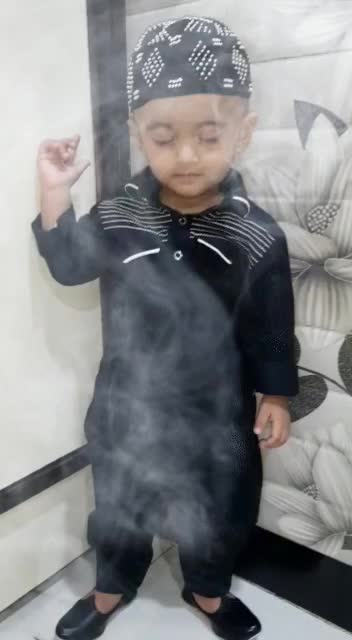 @MAHIRA SIKANDER 0017
