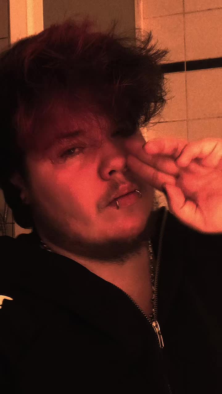 @not_your_typical_guy_666