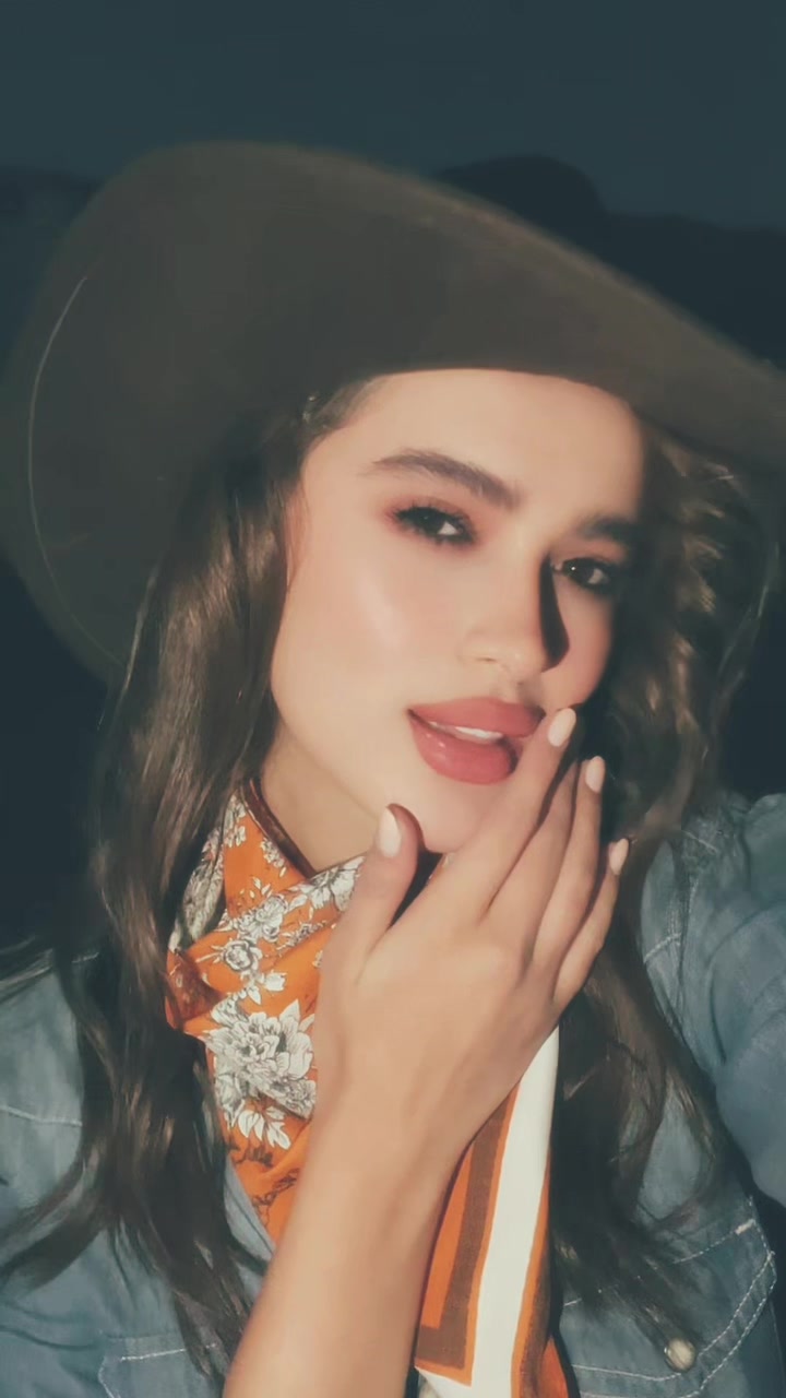 @zizi