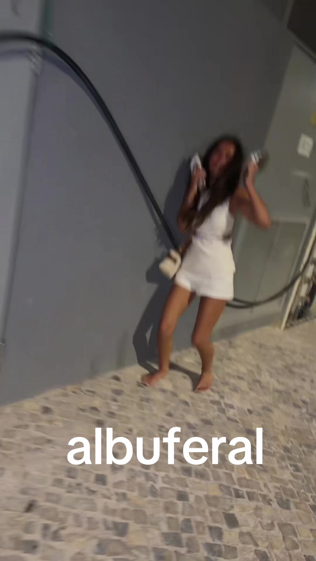 @Annie Ryan