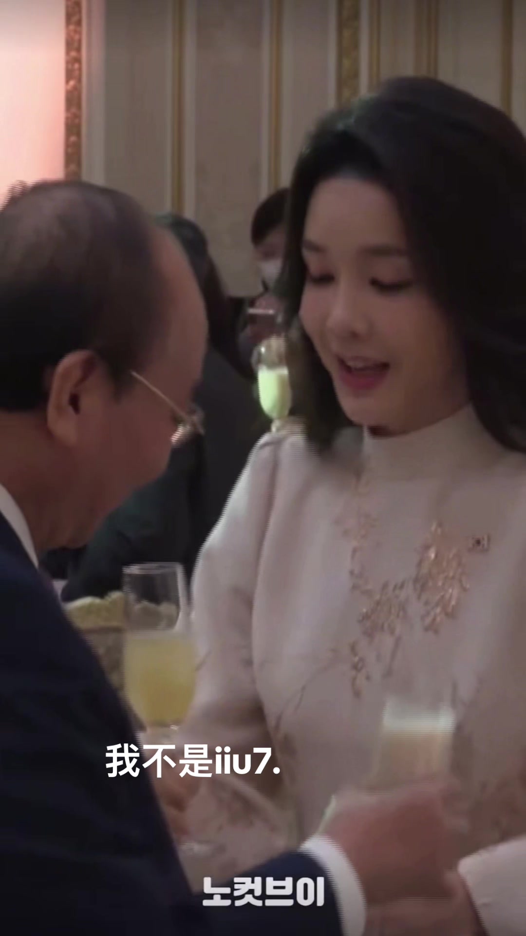 @我不是iiu7.