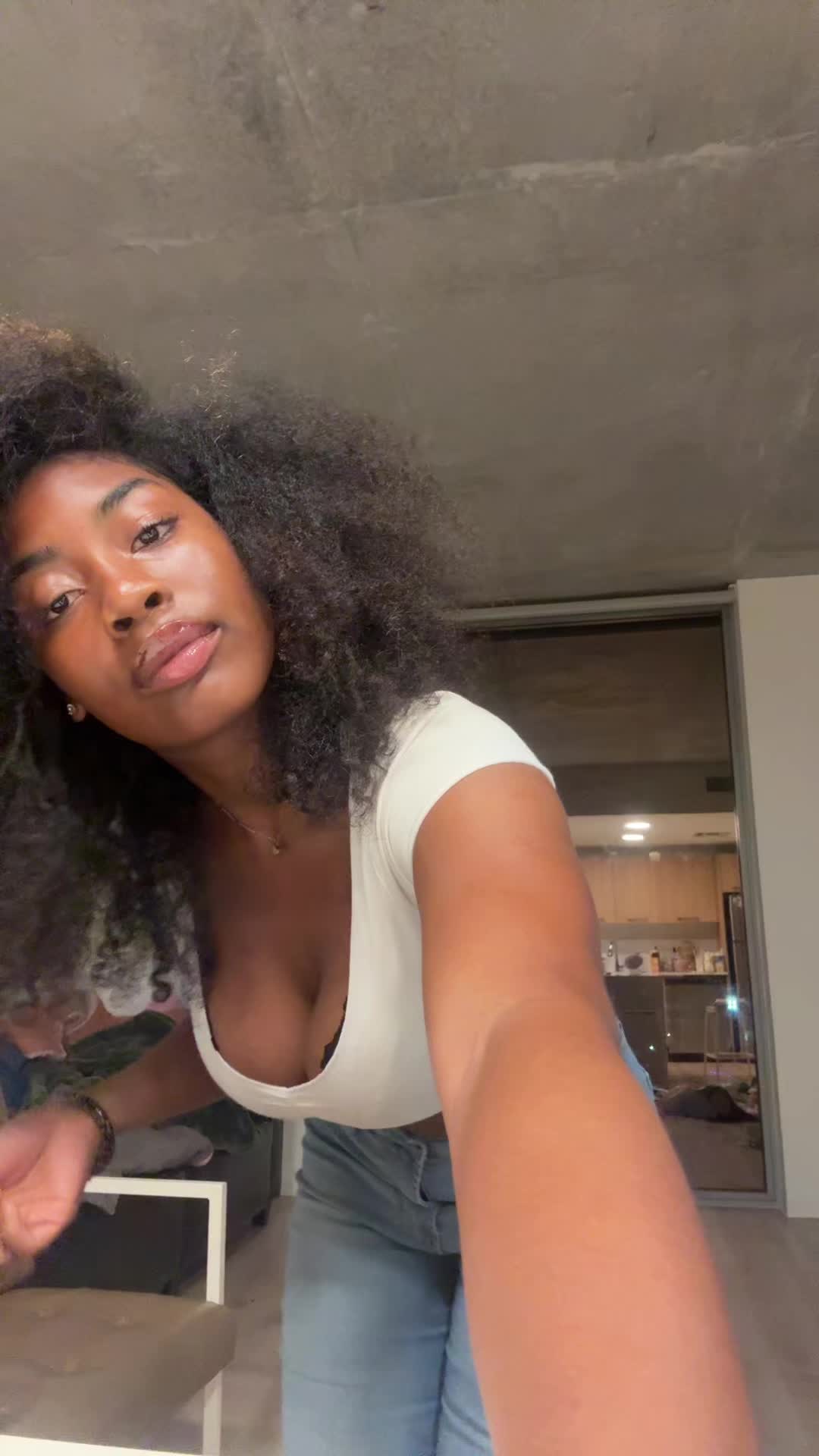 @AliceB