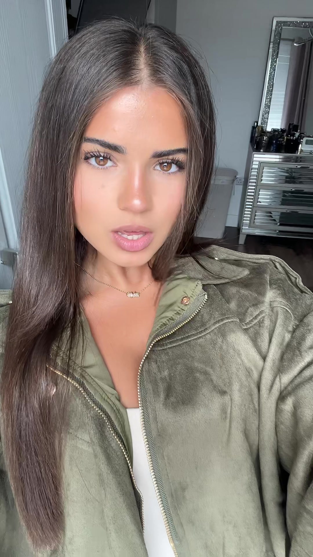 @𝓅𝒶𝓉𝓇𝒾𝓈𝒾𝒶 ℯ𝓁ℯ𝓃𝒾 👸🏽