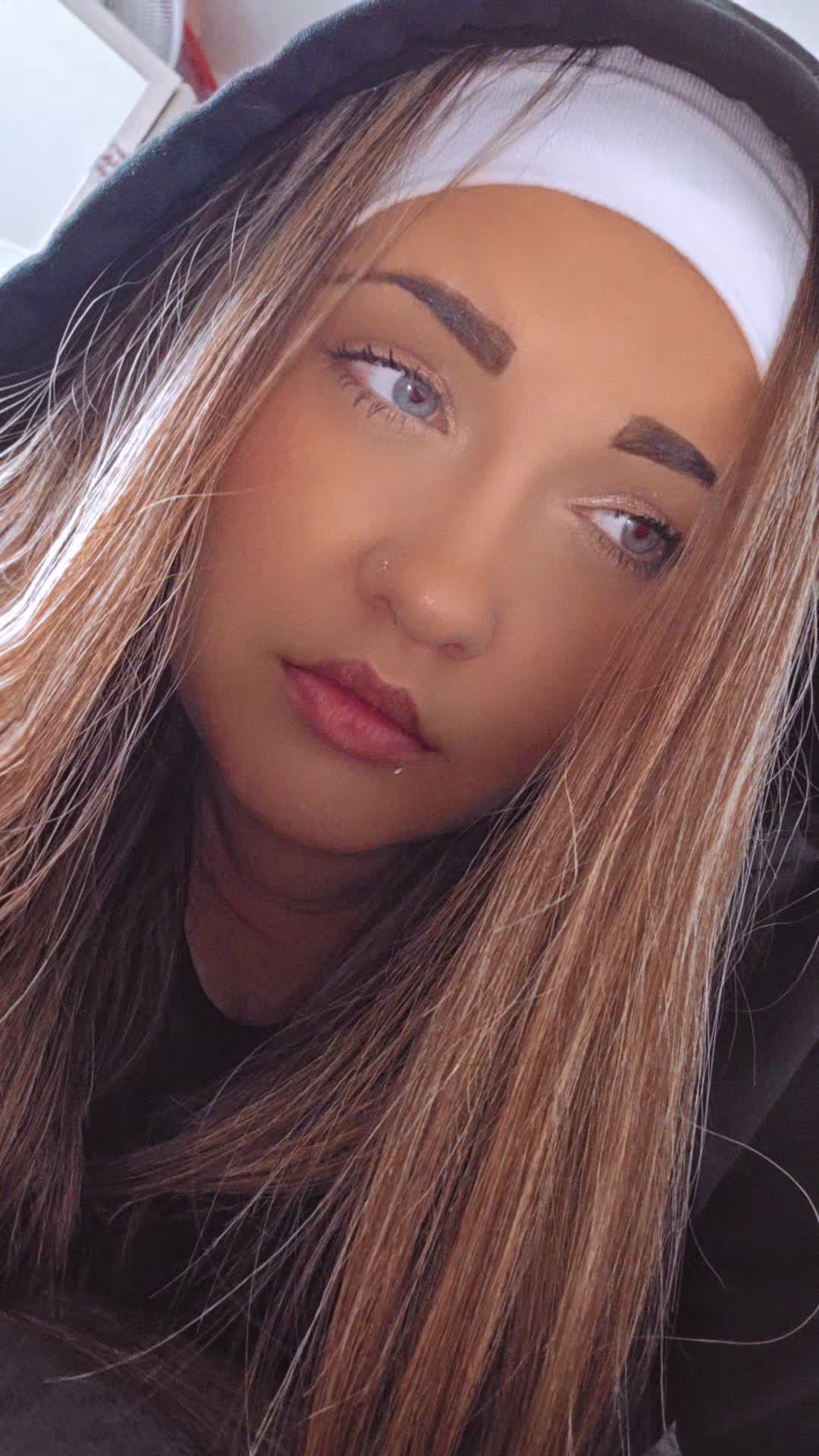 @Annabelle.Ray.Ily