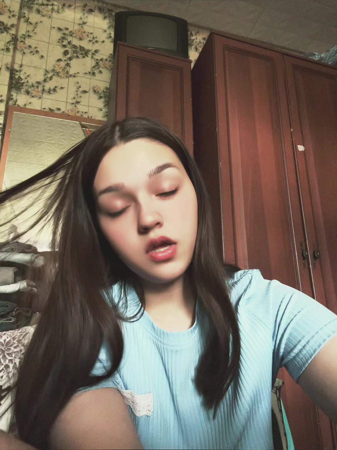 @vikylik24