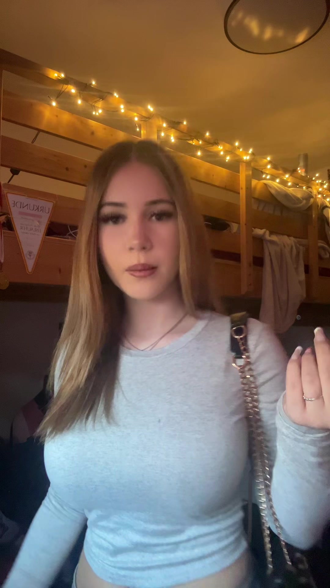 @Emyy