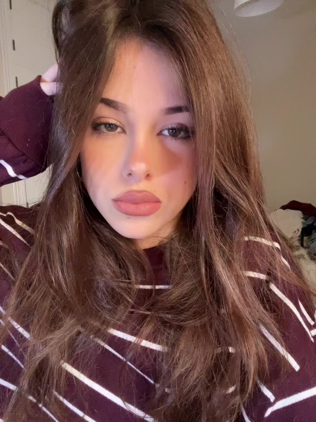 @daniella