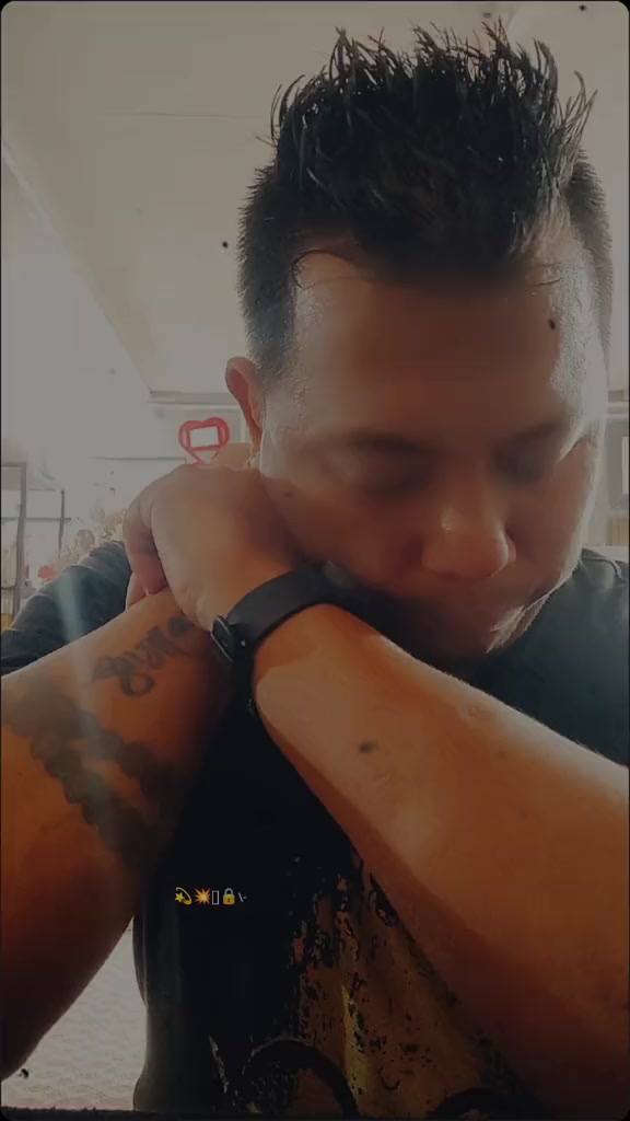 @D̶R̶E̶A̶M̶B̶O̶Y̶ M̶R̶.̶A̶L̶E̶