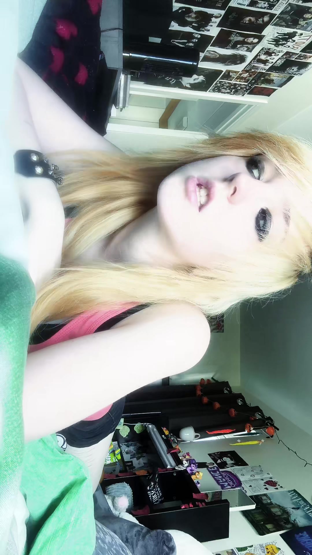 @Nemo =^&middot;&omega;&middot;^=