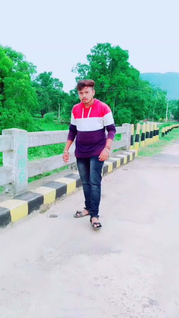 @Mr_Sayan