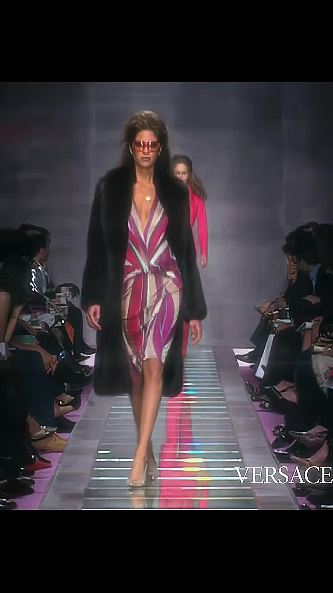 @fashion.runways