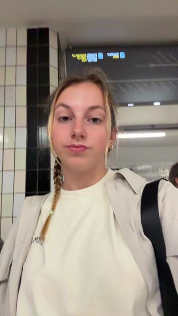 @𝒮𝒾𝓂𝑜𝓃𝒶