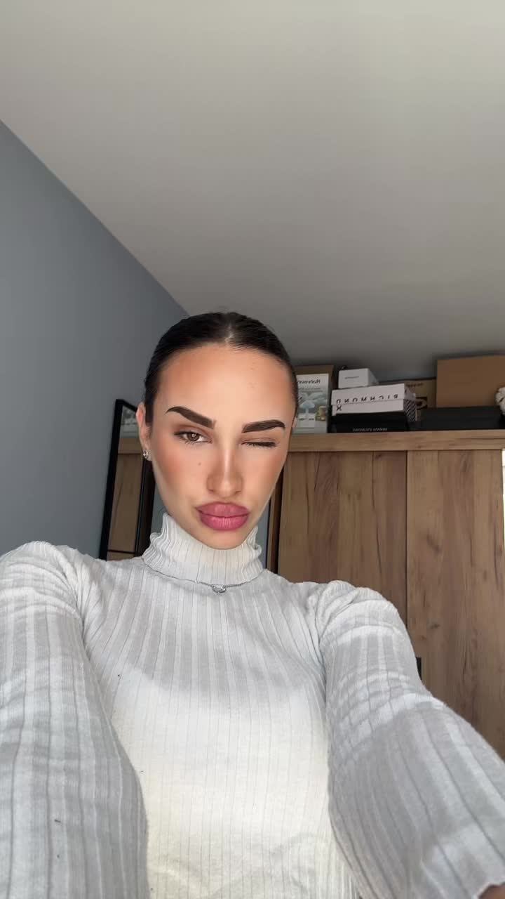 @Simona Noneva
