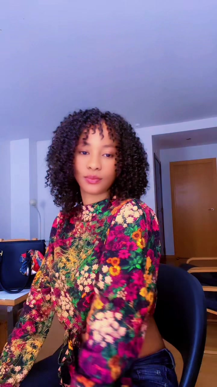 @Fatima 💚🩷🩵💜💙🧡