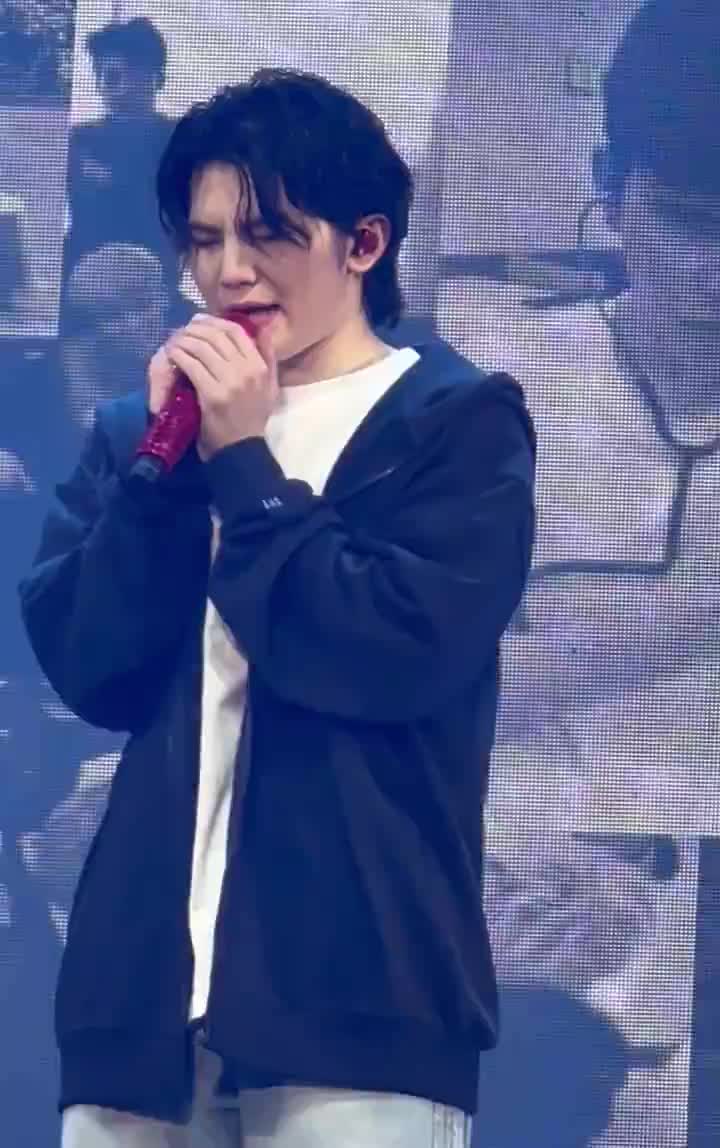 @WOOZI