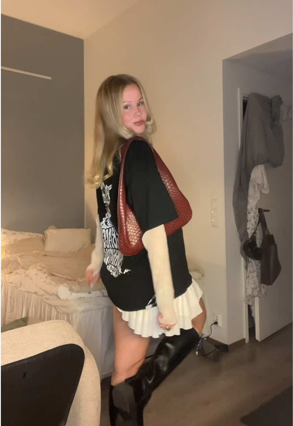@julia 🧚🏼♀️