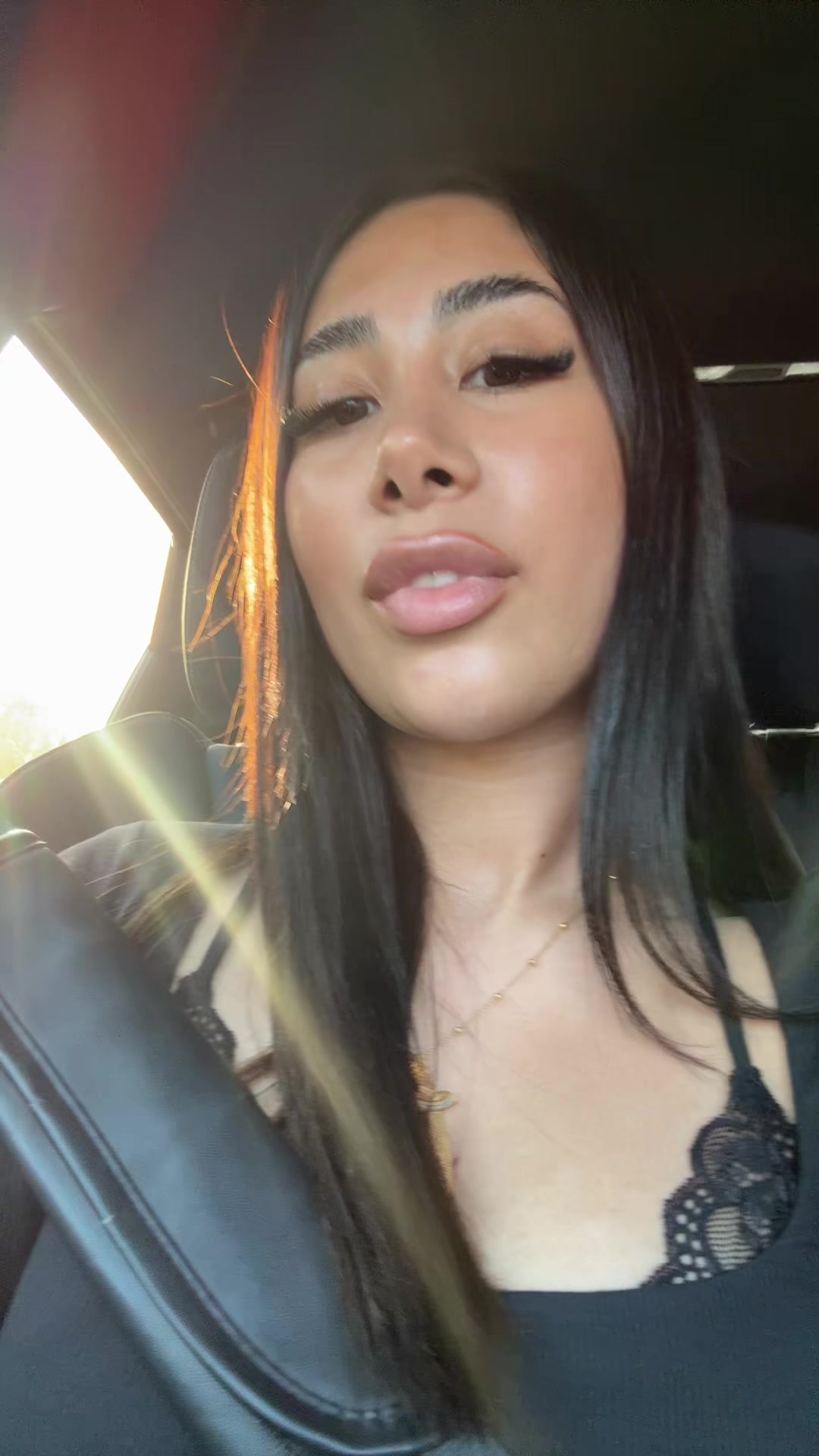 @zahra 👑