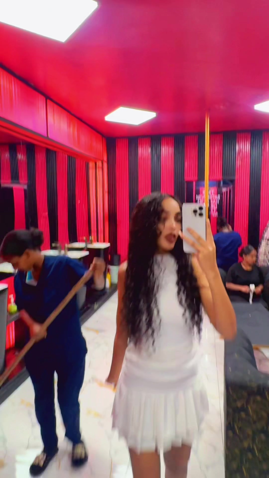 @fiyona🦋