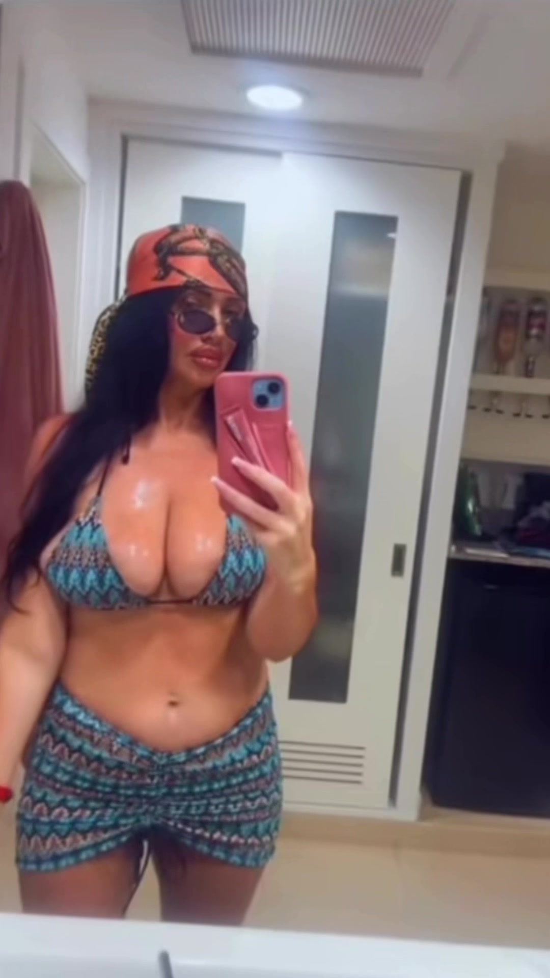 @katie_xstormi