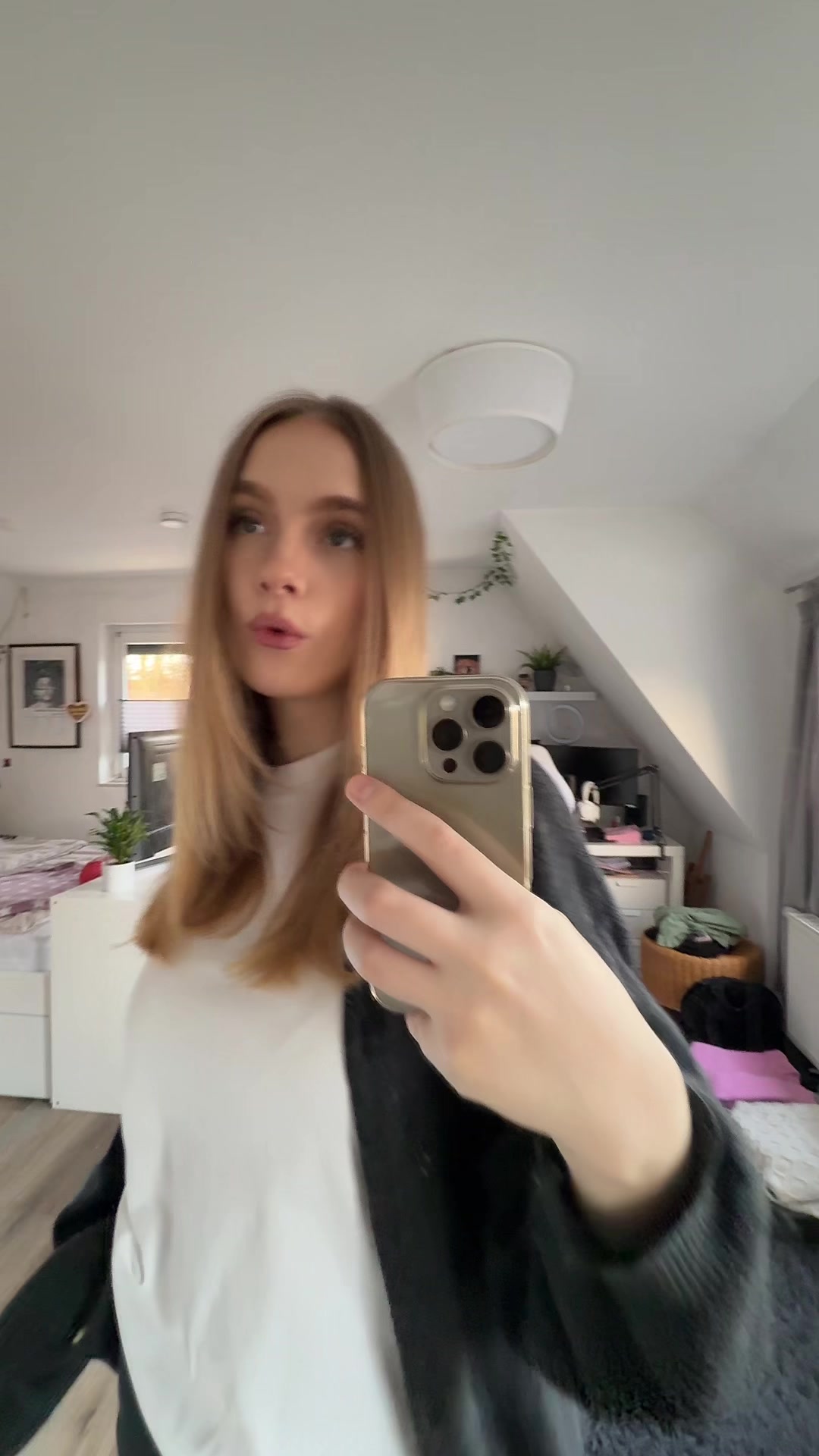 @melodynika