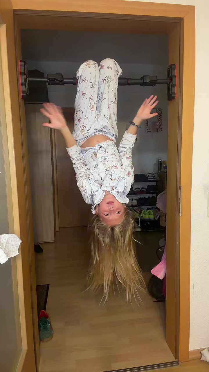@Аріна 🐶🐭🐹🐱