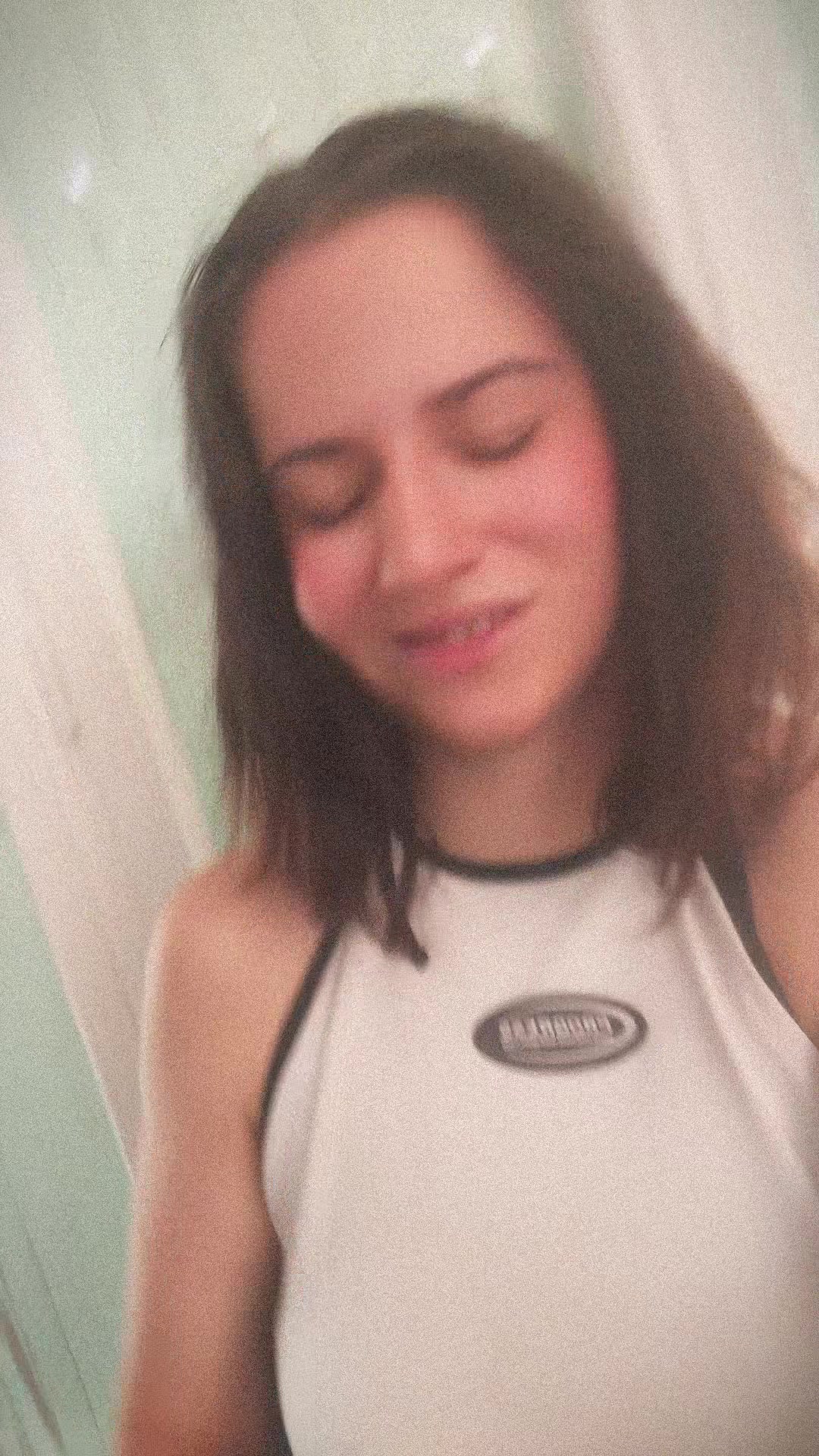 @Angèle