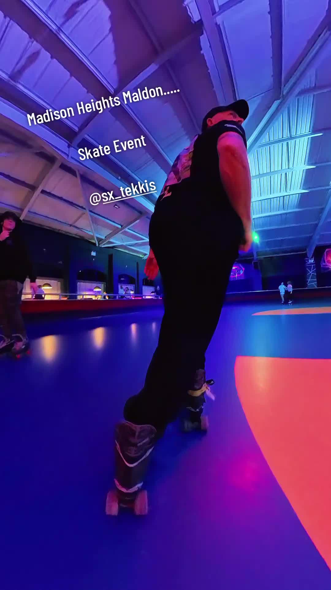 @💚🖤🛼Gazzaonsk8s⛸️🖤💚