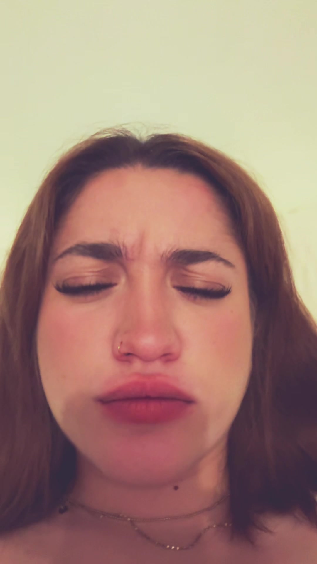 @vy