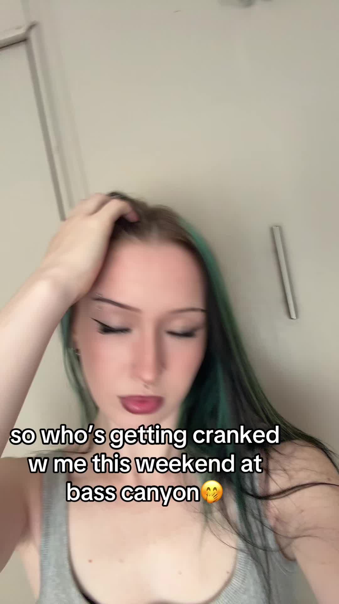 @skullyjade