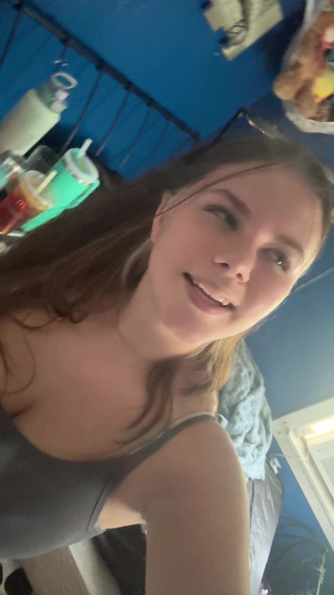 @Emily🥱