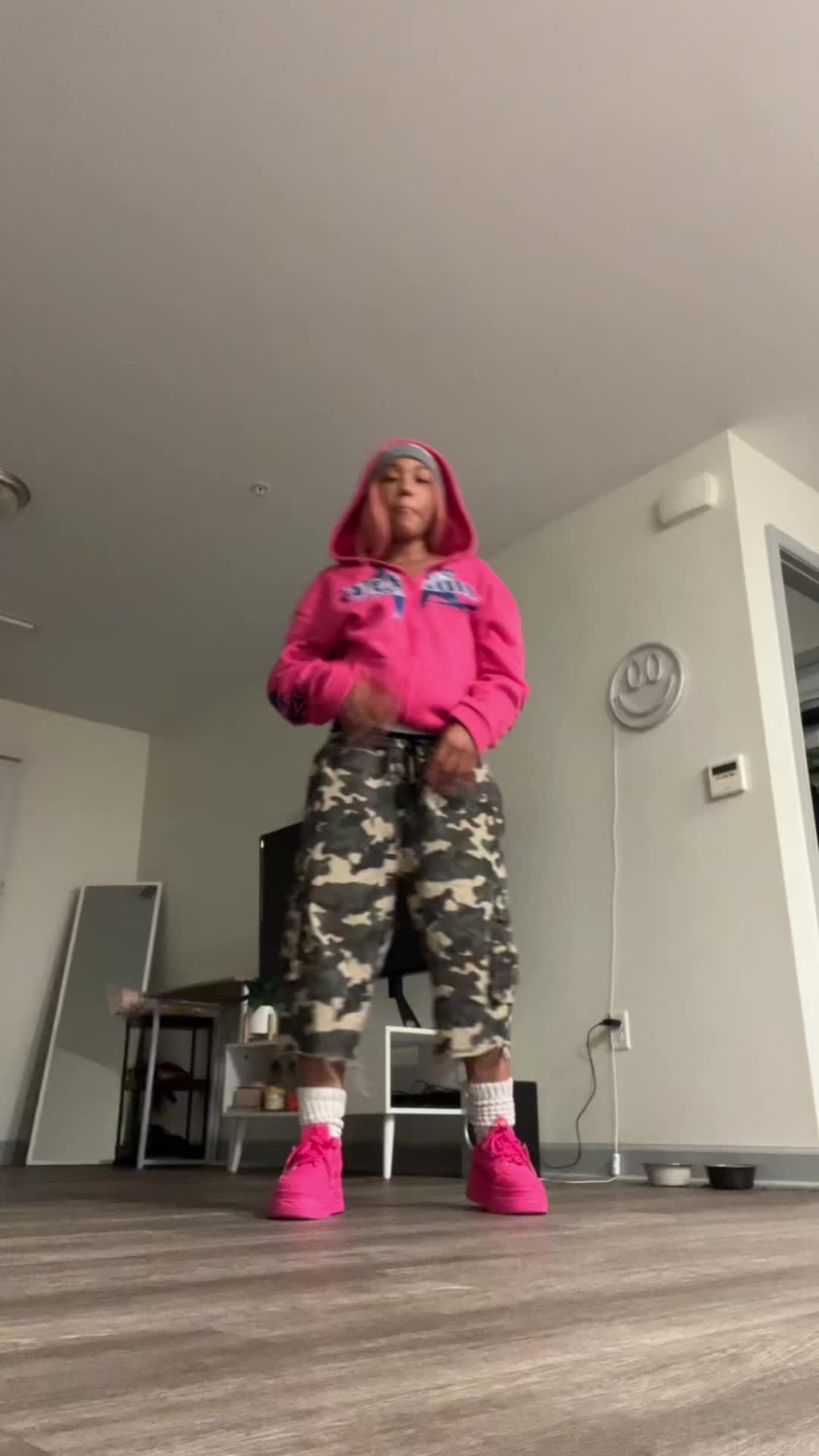 @mya โ