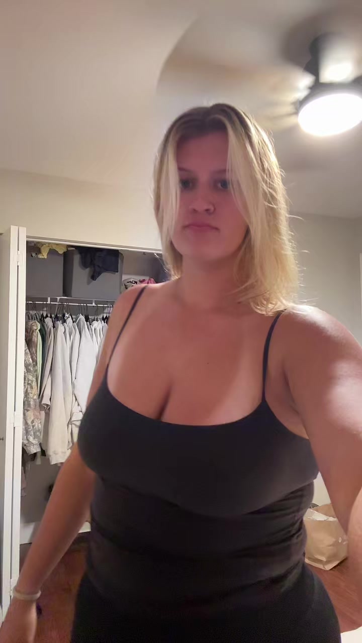 @￼